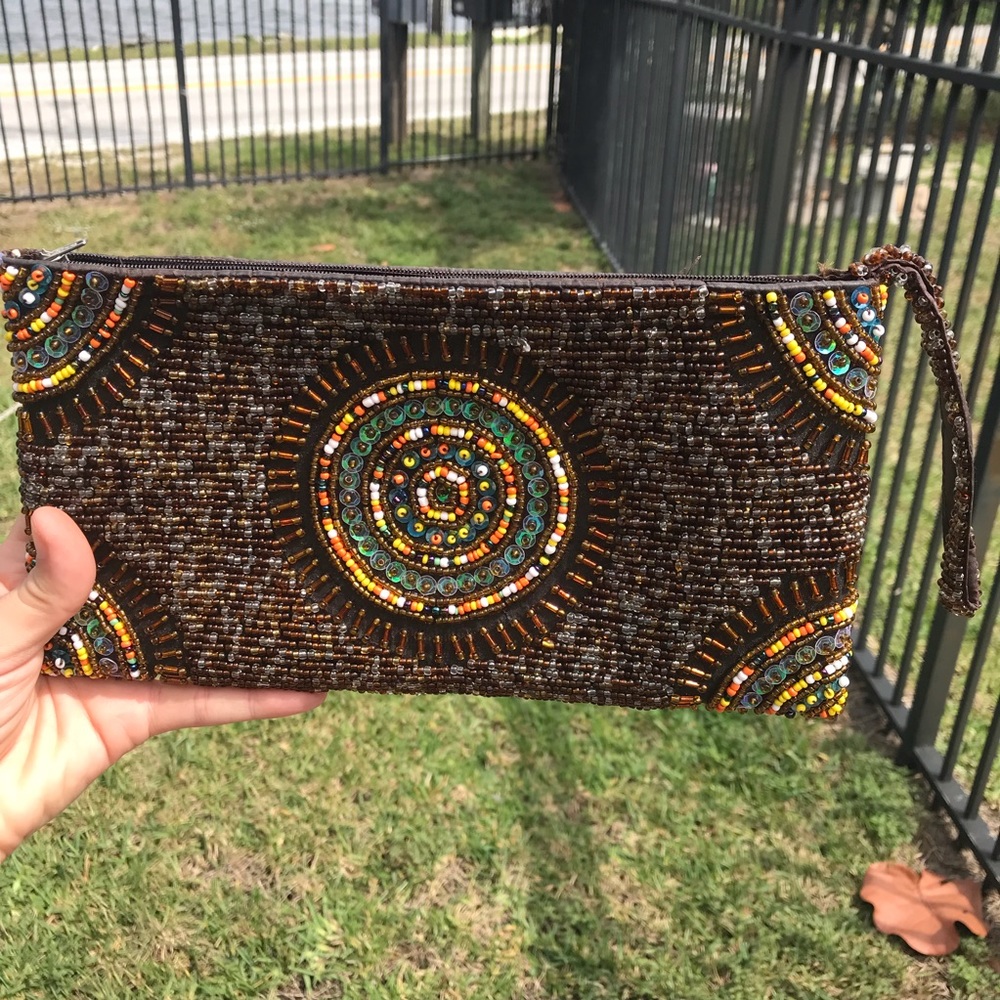 Beaded clutch/wristlet/small purse - Picture 3 of 7